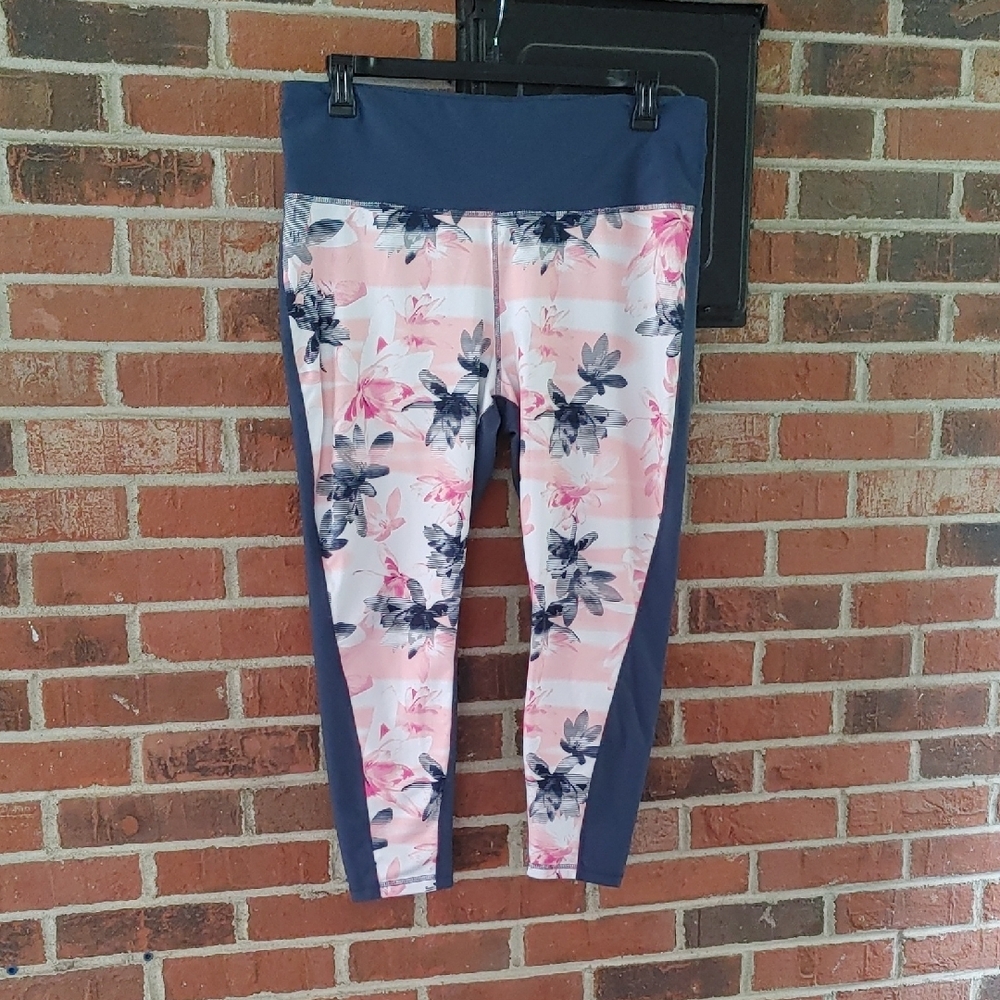 Xersion Pink and Blue Floral Leggings with Slimming Panels Size XXL
